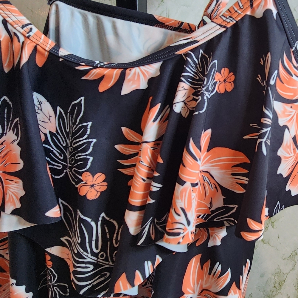 B2PRITY Pretty SWIM TOP - Picture 4 of 13